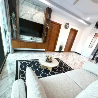 For rent 3-bedroom villa in Mu Ban Kharuehat Thani