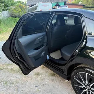 For rent Toyota Ativ GR Hybrid 2026