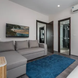 2BR apartment with lake view in Royal Lee The Terminal Phuket