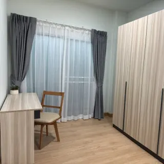 For rent 3-bedroom townhouse in Chalong