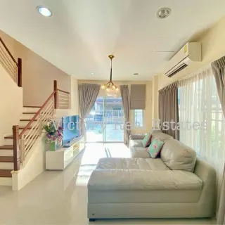 House for rent 3 bedrooms in Kathu