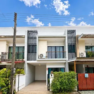 For sale The House in Wichit